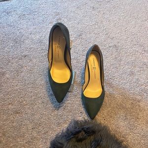 NWOT Chinese Laundry Emerald Green Pumps 9